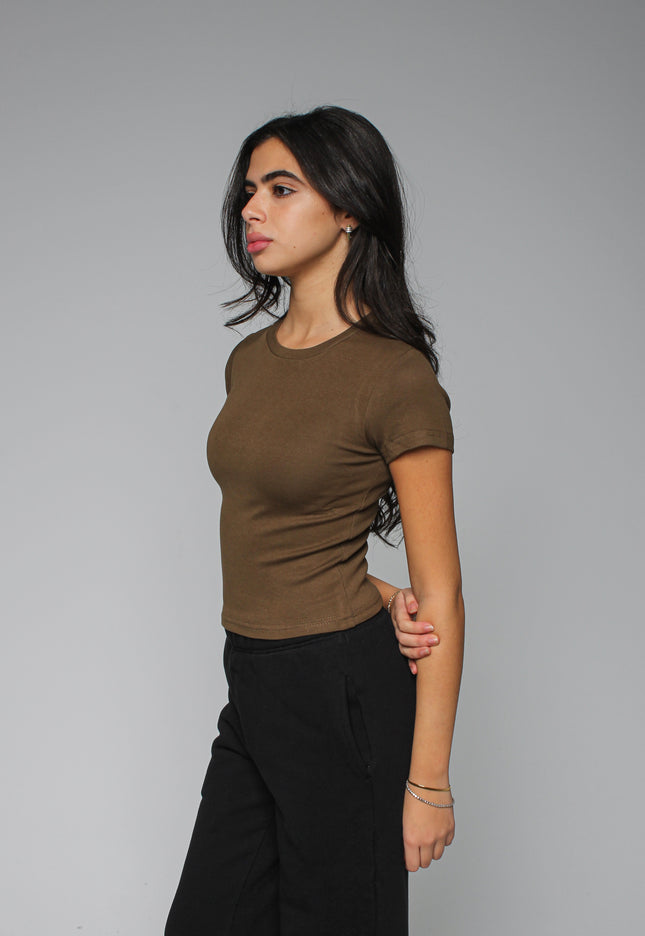 Ribbed Fitted Half Sleeve Top