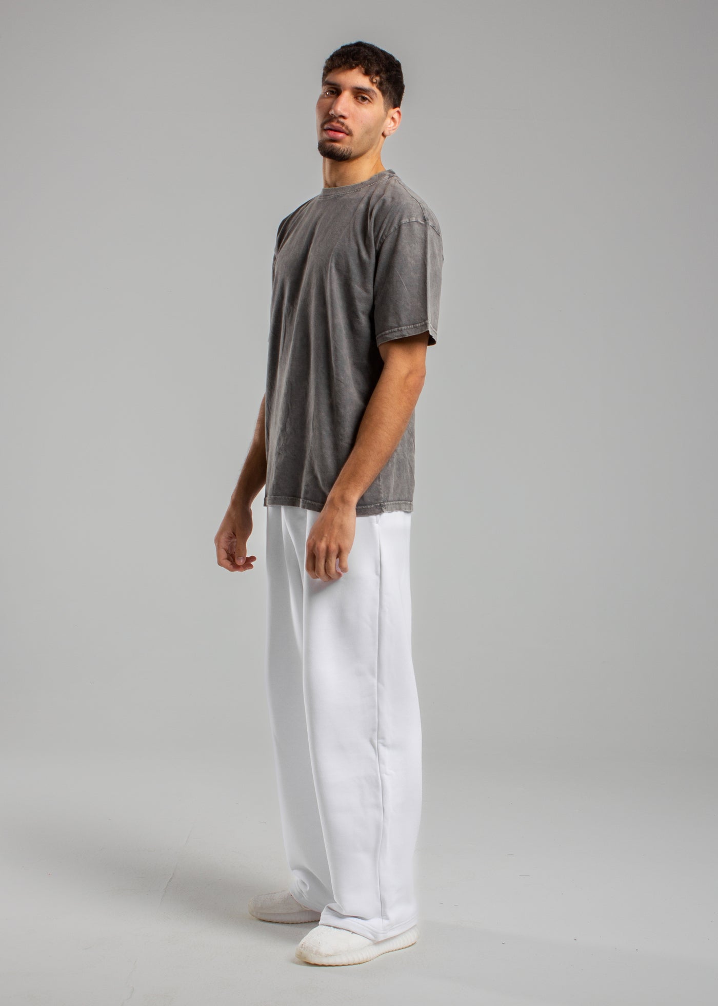Washed T-Shirts | Stylish & Comfortable Everyday Wear – The Basic Look