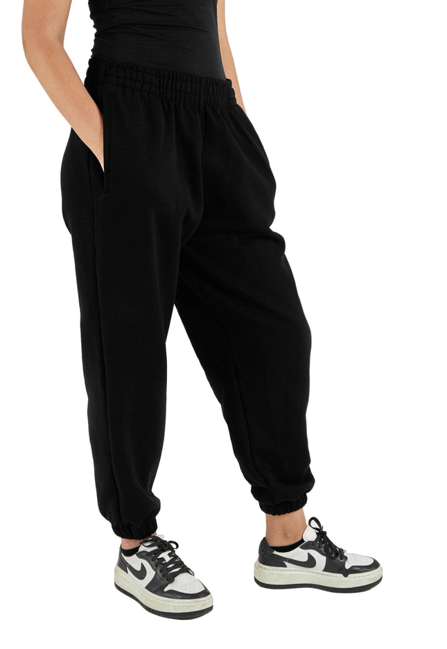 Baggy Sweatpants - The Basic Look