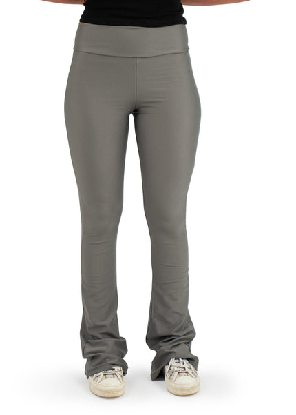Flared Leggings Pants - The Basic Look