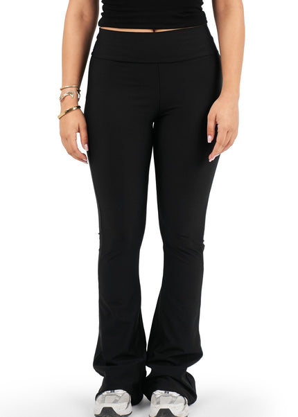 Flared Leggings Pants - The Basic Look
