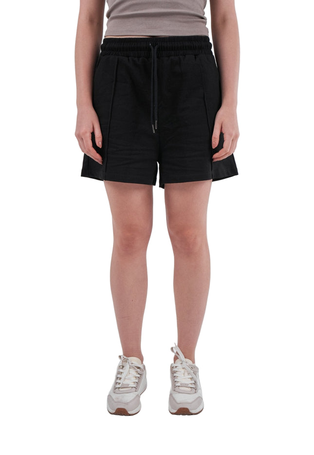 Women Shorts - The Basic Look